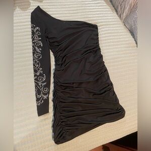 Honey And Rosie one sleeve dress size large.